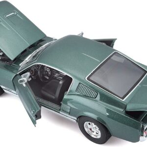 Maisto 1:18 1967 Ford Mustang GTA Fastback Special Edition
