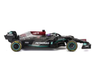Maisto Tech 1:24 RC Mercedes AMG Premium Race Car - Black