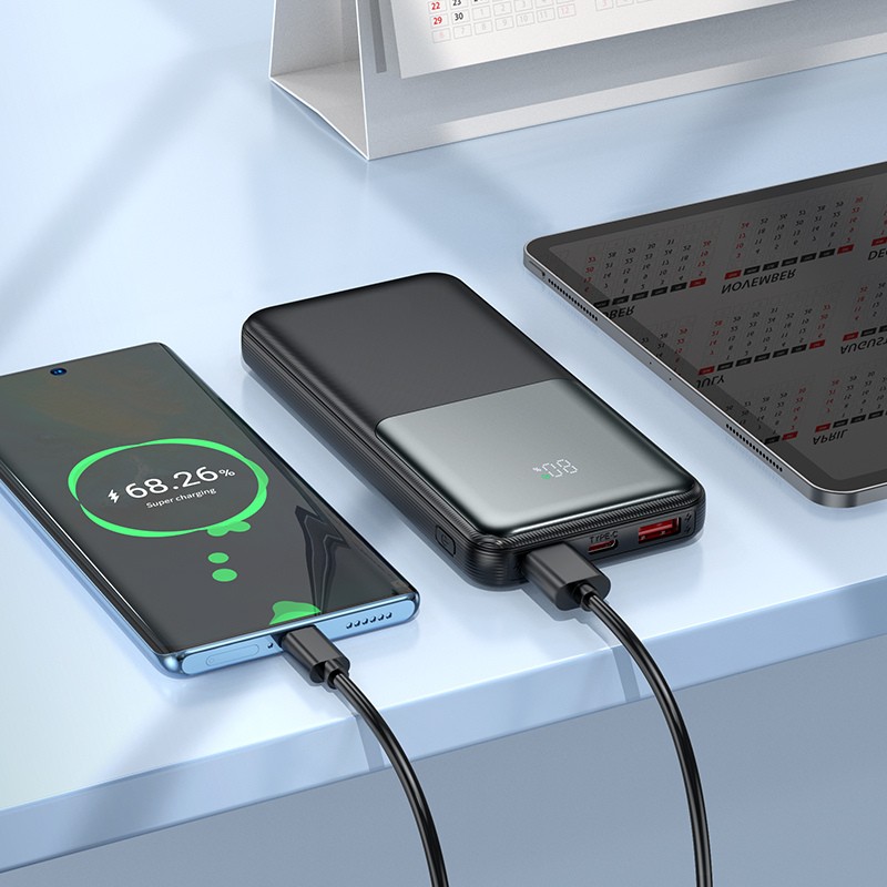 Titan PowerUp 22.5W 10000maH PD QC Power Bank Black